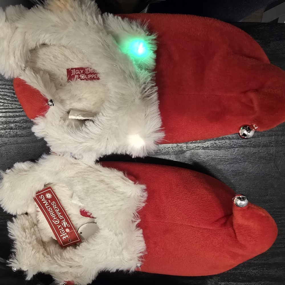 Ugly Christmas Elf Lighted Slippers Women Size 5-6
